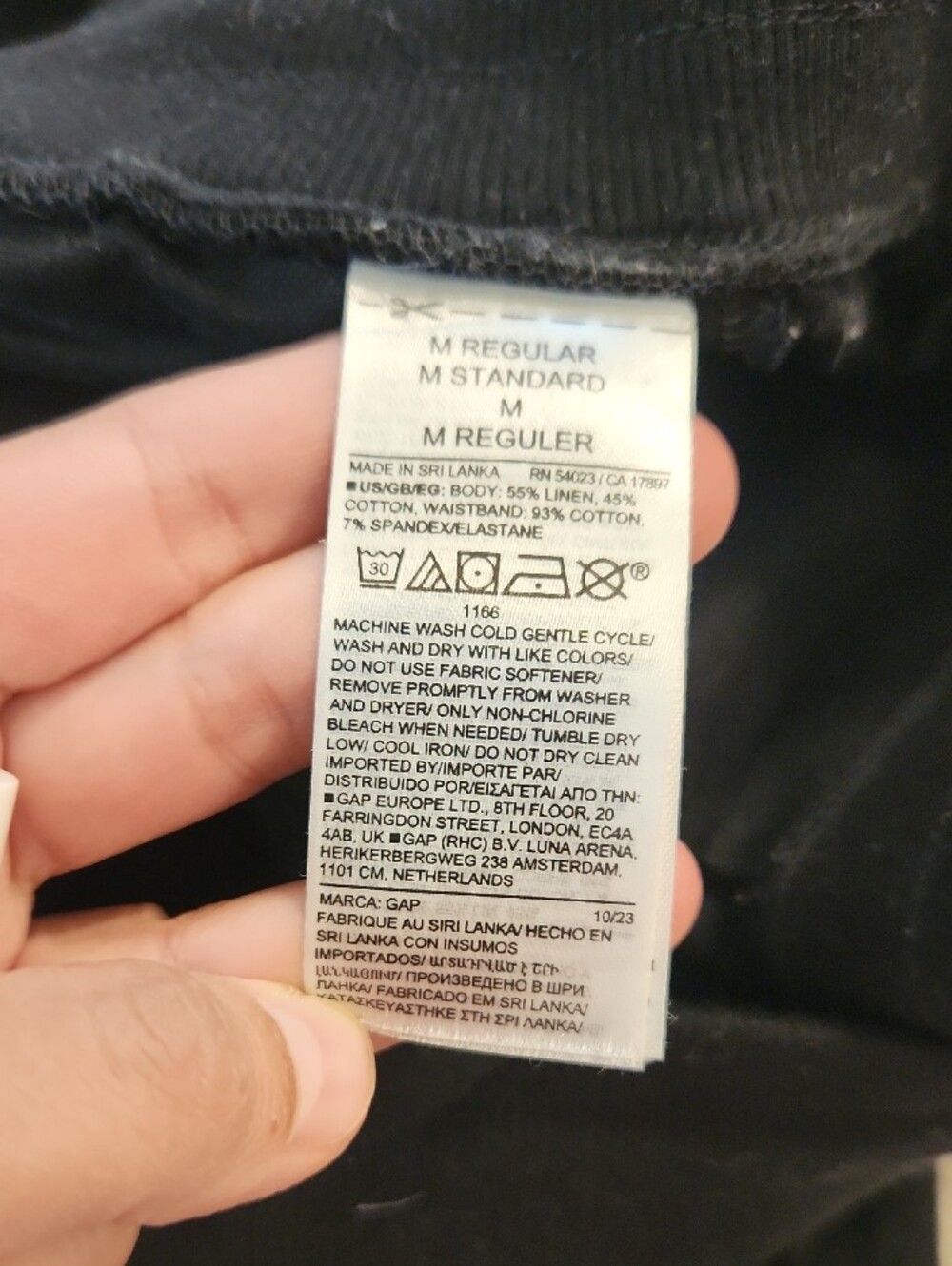 GAP Maternity Black Linen Shorts EUC - Picture 4 of 4